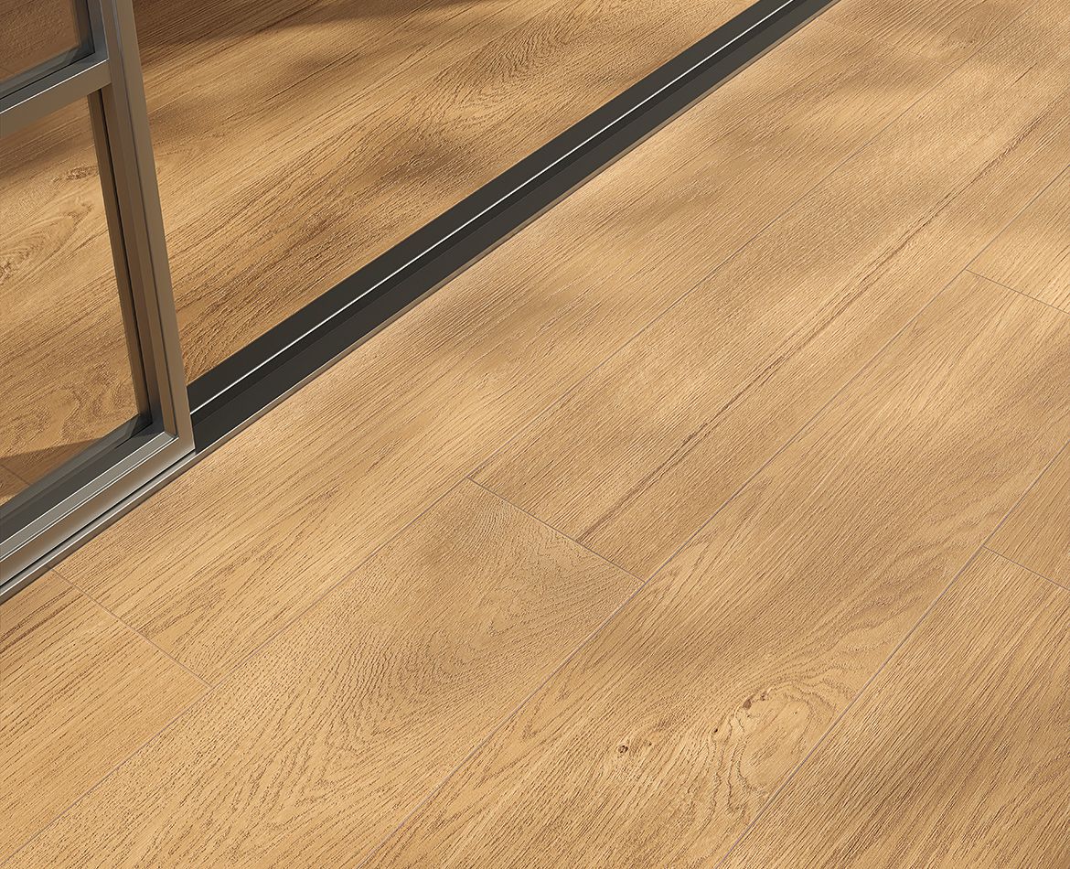 Primo piano di pavimento in legno