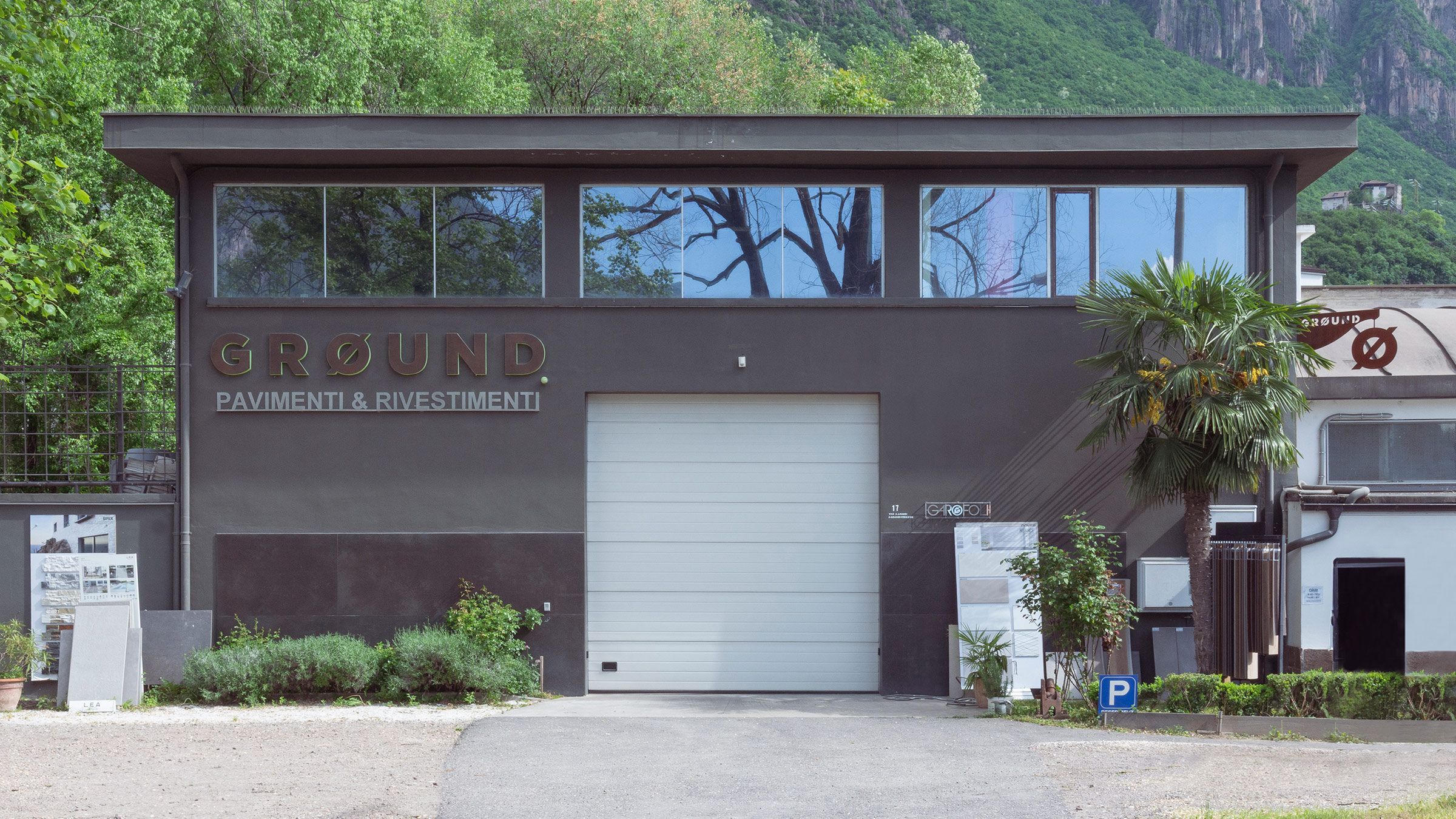Showroom e sede di Ground Superfici a Bolzano